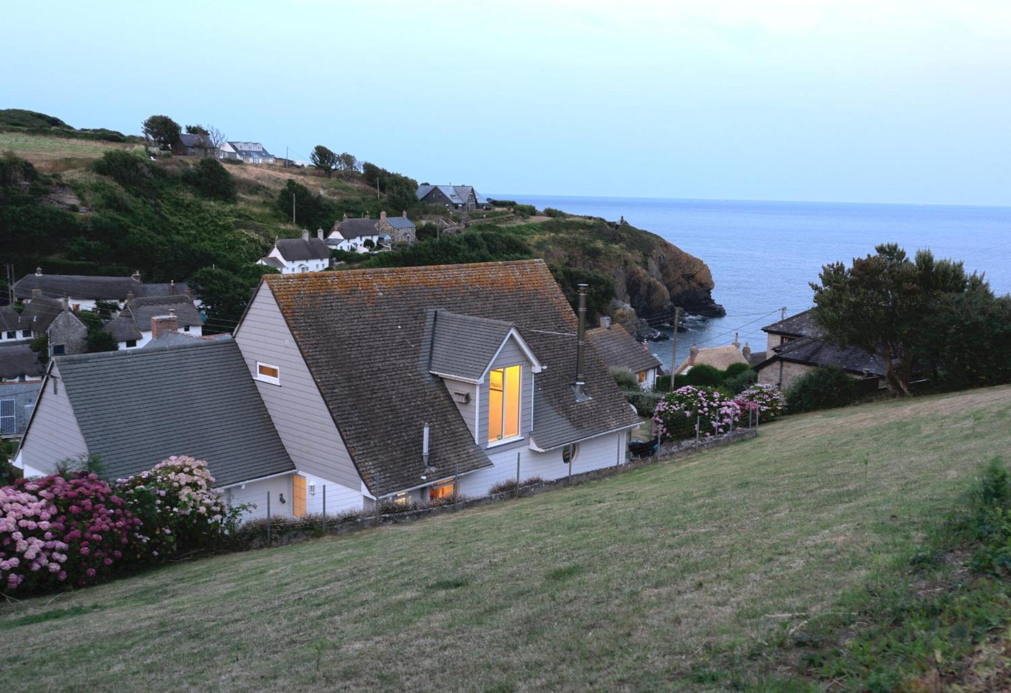 Spinnaker Cadgwith Holiday Home Εξωτερικό φωτογραφία