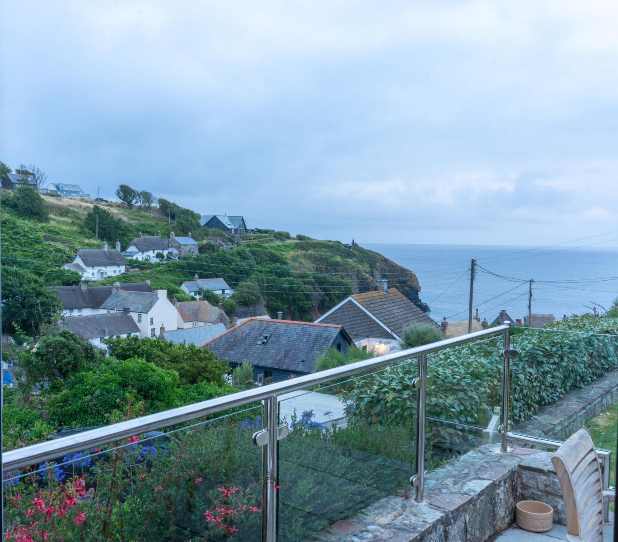 Spinnaker Cadgwith Holiday Home Εξωτερικό φωτογραφία